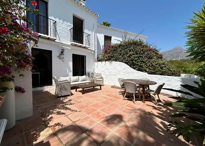 Hébergement de vacances House In Surrounded By Golf Courses *