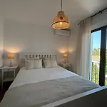 House In Surrounded By Golf Courses Vakantiehuis *