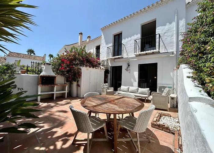 House In Surrounded By Golf Courses Vakantiehuis *