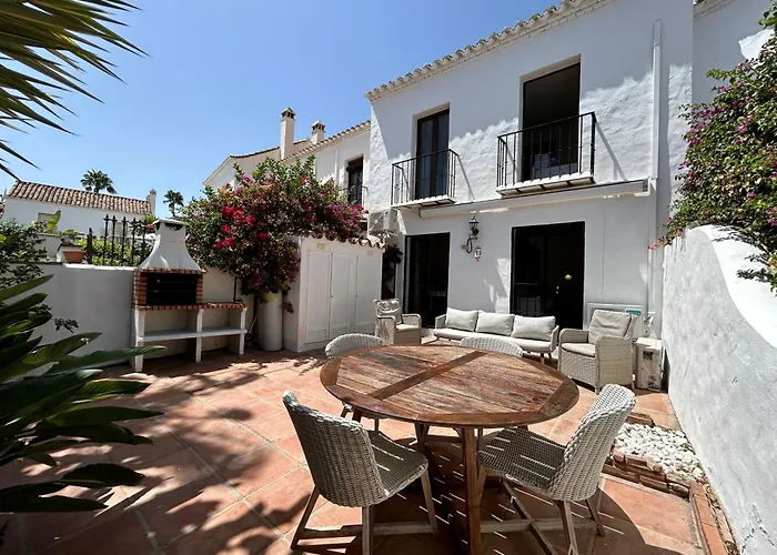 Vakantiehuis House In Surrounded By Golf Courses Marbella